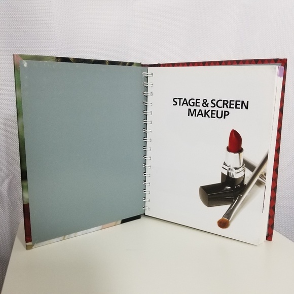 Stage and Screen Makeup Book - Picture 4 of 8